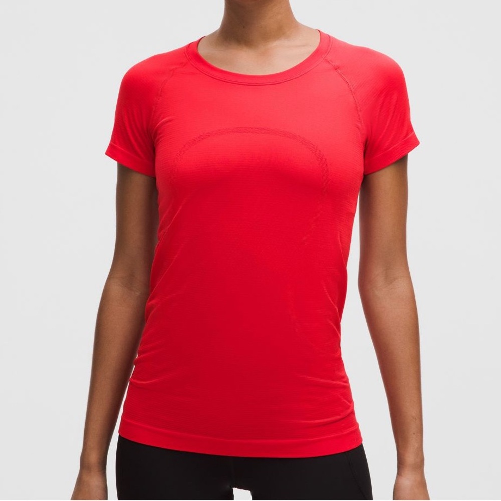 Lululemon Swiftly Tech Red Short Sleeve 2.0 Hip Length